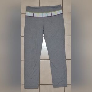 Lululemon Early-Era Double Waistband Yoga Crop – Grey (Size 4)